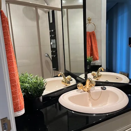 Apartamento Primera Linea Playa Riazor A Coruña