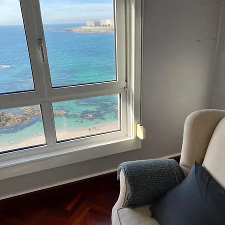 公寓 Primera Linea Playa Riazor 拉科鲁尼亚